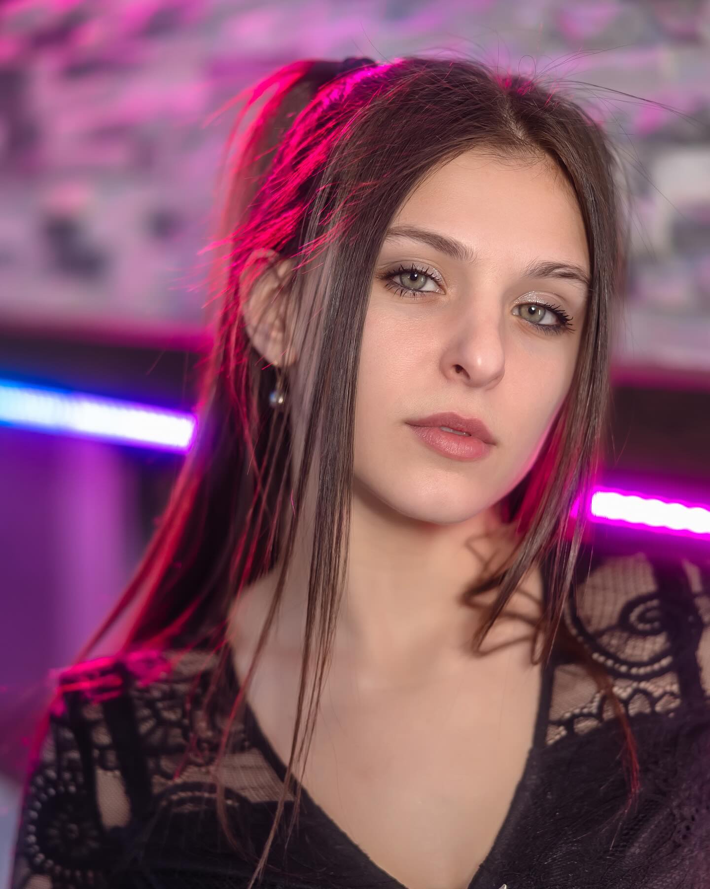 Who Is Leah Gotti? Biography, Career, Net Worth & More