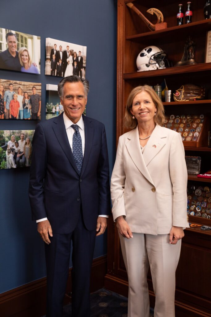 Mitt Romney Net Worth: Complete Biography & Fortune 2025